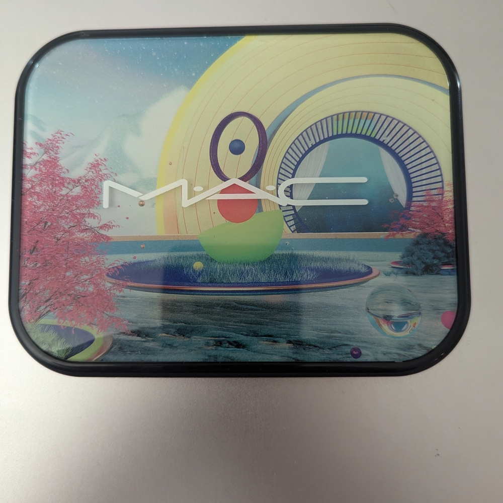 MAC Cosmetics Dreamy Pastel Eyeshadow
